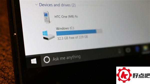 升级Win10后C盘告急:一招释放硬盘空间