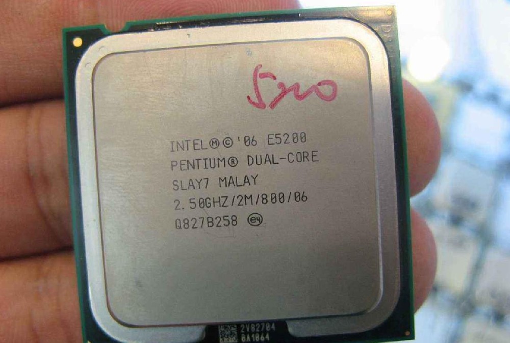 Intel E5200