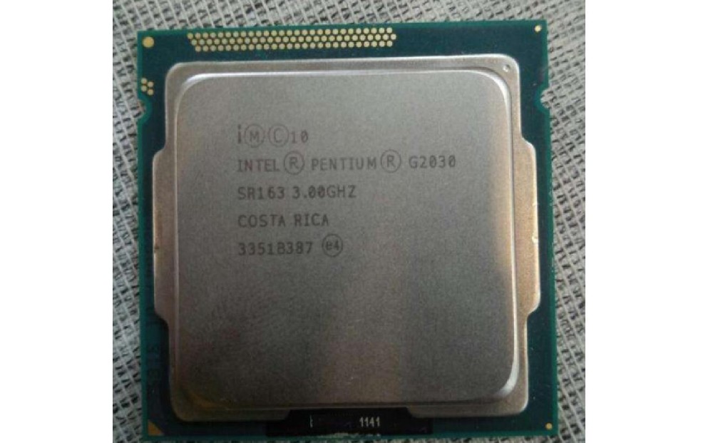 Intel 奔腾 G2030 CPU