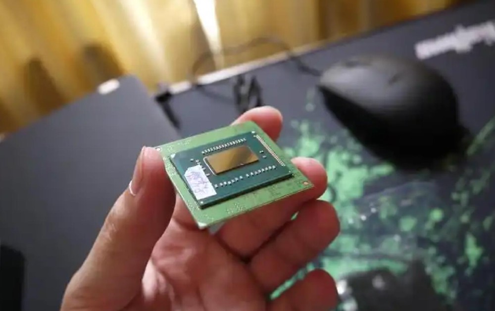 i3 3110m