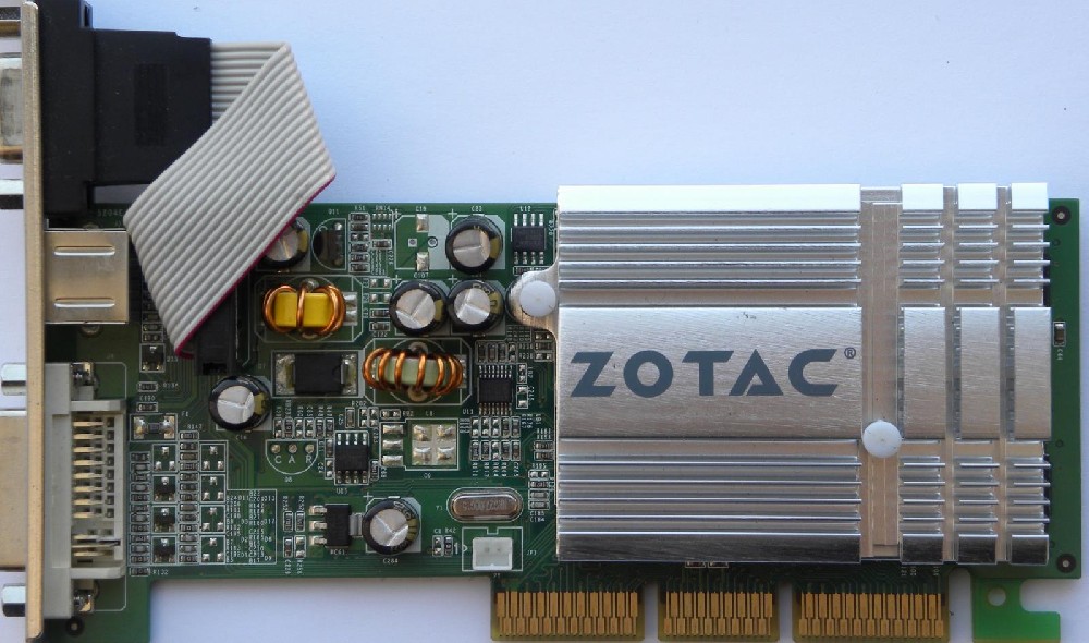 NVIDIA GeForce FX5200